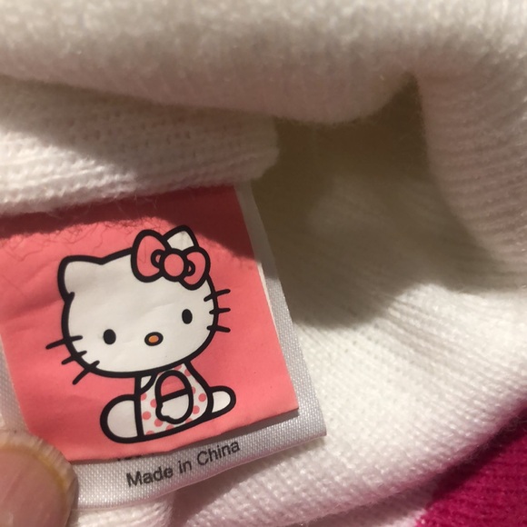 Hello Kitty beanie Tag says one size fits most. - Picture 2 of 5